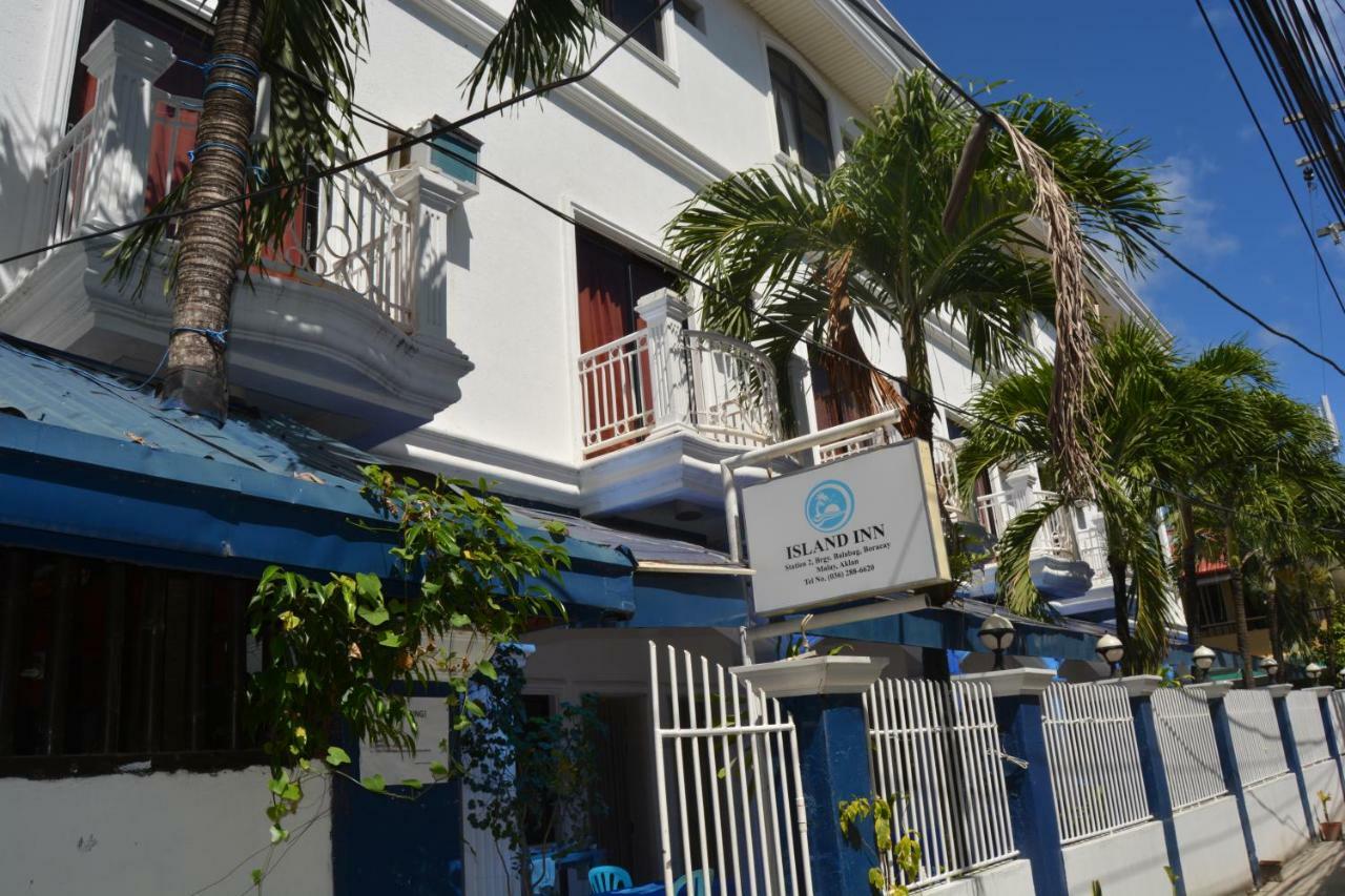 Island Inn Balabag  Exterior photo